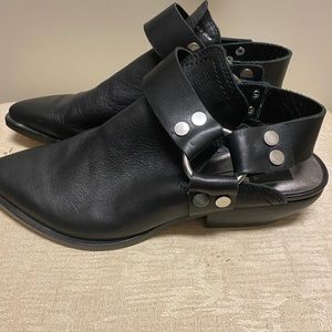 Dolce Vita mule booties